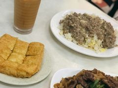 滑蛋牛肉饭-好好滋味茶餐厅