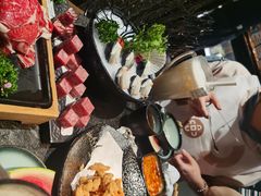 -湊湊火锅·茶憩(新中关购物中心店)