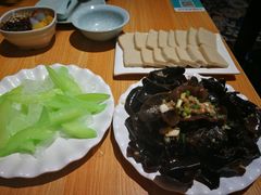 -超越炭火牛蛙火锅鸡(河东店)