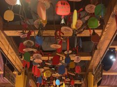 -老牌坊云南鱼豆花火锅(爱建店)