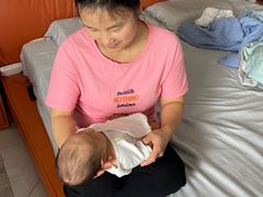 -爱的果实月嫂育婴师(世纪东方店)