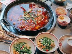 -吃城都·鱼蛙火锅(西玉龙街店)