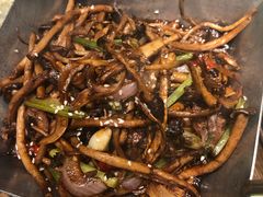 干锅香煸茶树菇-弄堂里·寻味杭州(湖滨银泰in77C区店)