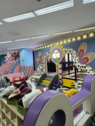 -孩子王(昆山招商花园城店)