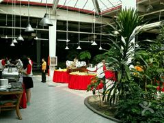 -红栌温泉山庄生态美食餐厅