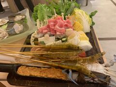 -樾餐厅泰式海鲜火锅(民歌湖店)