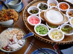 -包整·丝娃娃(一览甲秀楼风景店)