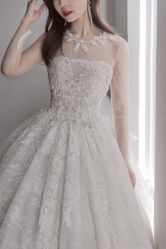 -艾米丽婚纱礼服