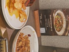 -锅飘飘·东北铁锅炖(雨花客厅店)