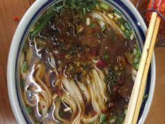 -矮子粉店1985·长沙米粉(湘春路店)