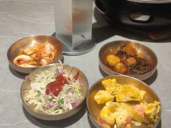 -草家酱蟹炭火烤肉店(珲春南路一店)
