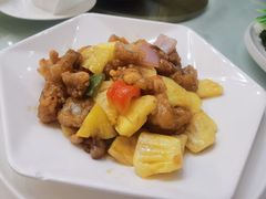 -东豪园林海鲜酒家(南港路辅路店)