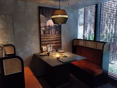 靠窗位-铭牛烧肉·和牛海鲜自助(高新月牙湖店)