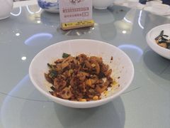 -湖锦酒楼·32年地道湖北菜(光谷店)