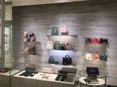 -DIOR迪奥(德基广场女装店)