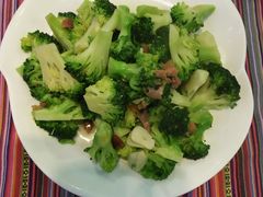 -香巴拉云南餐厅(华莱坞店)