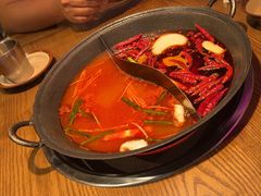 -巴卤社老火锅(财富店)
