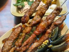 -亮亮面馆(经六路店)