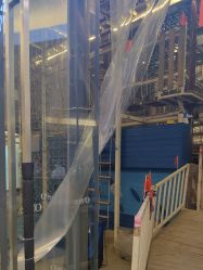 -PIPIKINGDOM皮皮王国欢乐号(欢乐海岸购物中心店)