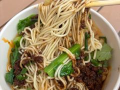 -万松园美食街