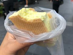-詹爷爷乌节路街头冰淇淋