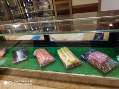 -大中华希尔顿酒店-念自助餐·嗨啤·小龙虾