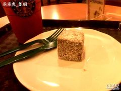 巧克力雷鸣顿-星巴克(来福士2F店)