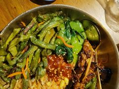 老妈拌饭-聚合鑫东北熏酱熟食麻辣面(长阳店)