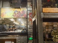 -琥珀老六龙虾(四里河店)