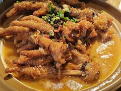 -头上红煨盐鸡·非遗院子餐厅
