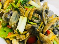 -覃记海鲜美食餐厅