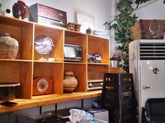 -猫爷的腔调·黔小馆(交大医学住宅区店)