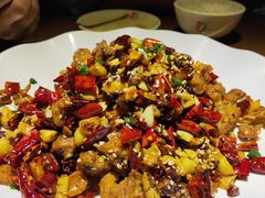 -鱼侦炭烤鱼烤鸭主题餐厅(南湖北路店)