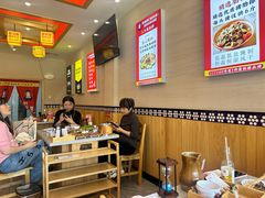 -阿婆情腊排骨火锅(金虹路店)