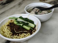 -颂记牛肉粉