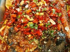 -鸣记脆皮烤鱼·海鲜烤鱼(三八广场店)