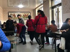 大堂-清真喜兰老丁羊汤特色小吃