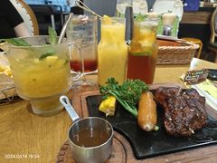 -西语炭烧牛排·西厨(石龙店)