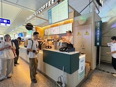 -星巴克(上海虹桥站2A检票口)