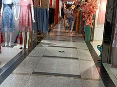 -广州白马服装市场