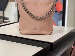 -COACH蔻驰(德基广场店)