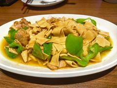 -六泰居·尔滨地标·东北菜(黄河路店)