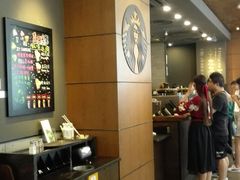 -星巴克(杭州西湖银泰1F店)