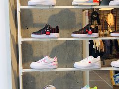 -NIKE KICKS LOUNGE体验店(北京新中关店)