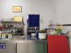 -包包白专业牛肉面(紫薇支路店)
