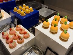 -广州万富希尔顿酒店-感趣自助餐厅·生蚝海鲜刺身