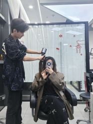 -U·NI SALON 造型