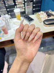 -Nail Me美甲美睫
