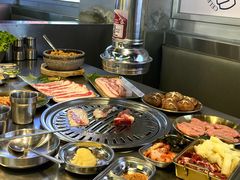 -哈哈碳都·牛肋条无限自助烤肉(台江万达店)