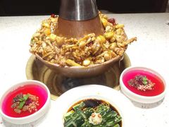 -老佛爷铜炉蛙锅(挂绿店)